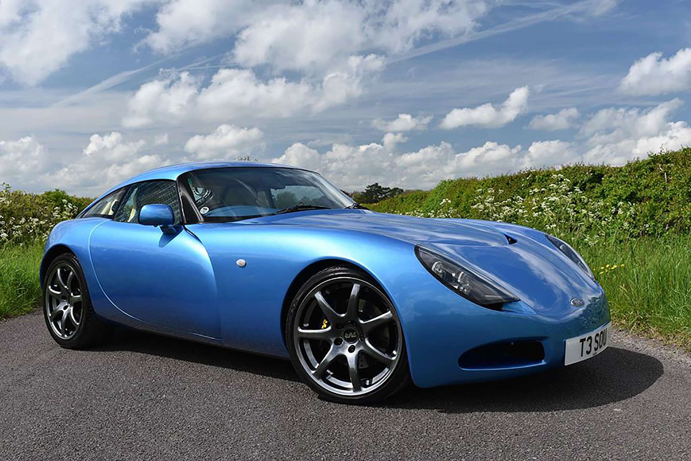 [Video] The history of TVR in 4 cars