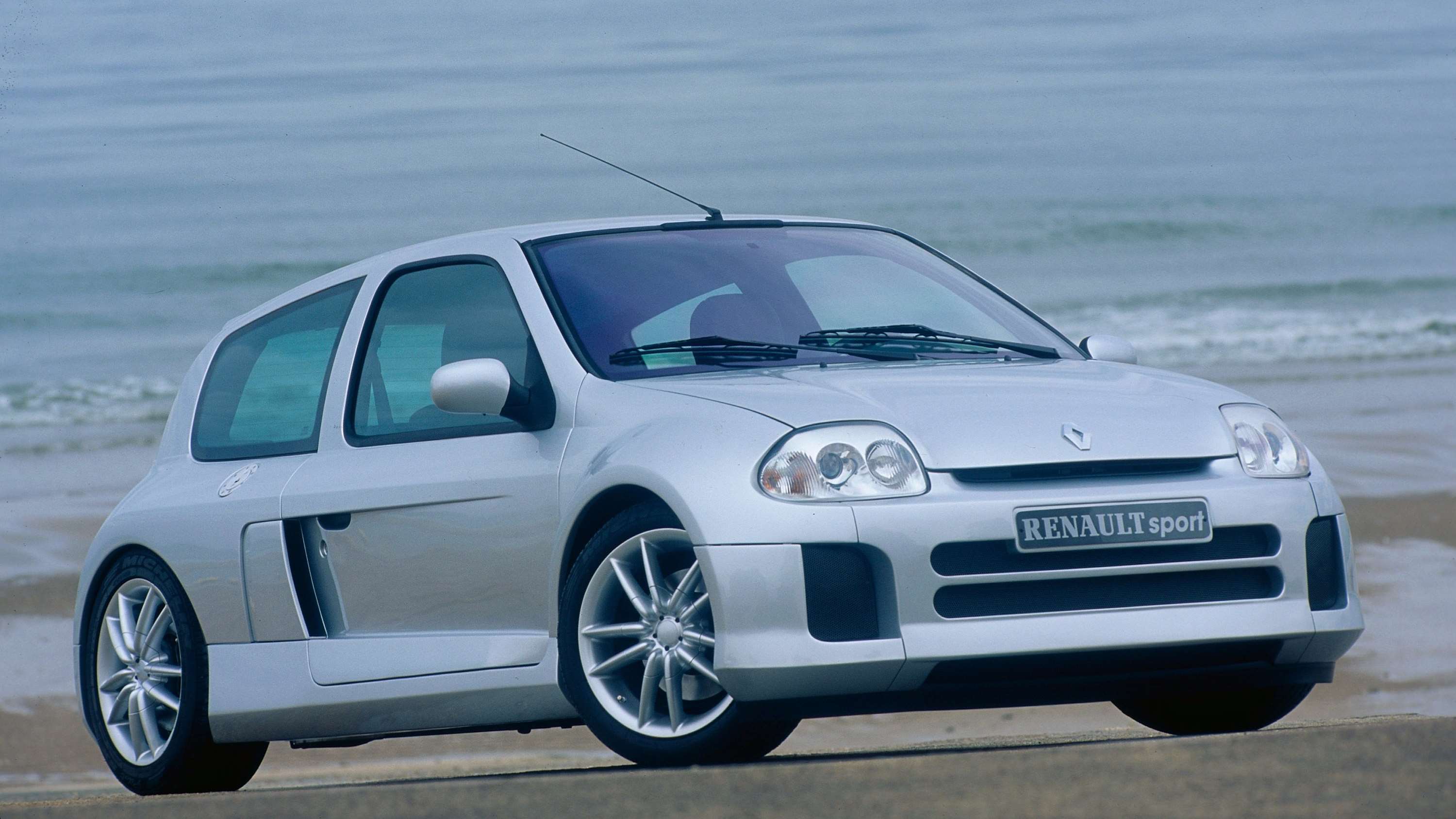 Dan Trent Lusting After Some Clio V6 Madness