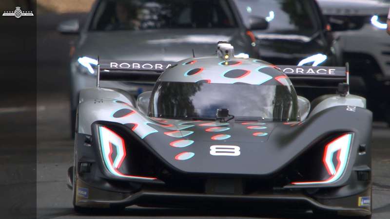 [Video] Watch Roborace Devbot drive itself up the Hill