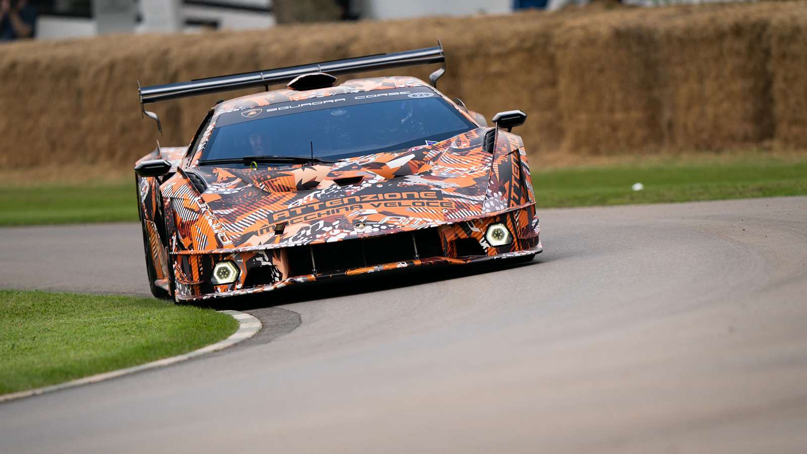The 830PS SCV12 is the ultimate Lamborghini track car | GRR