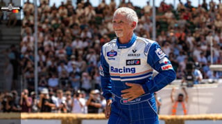 damon_hill_balcony_main_720.jpg