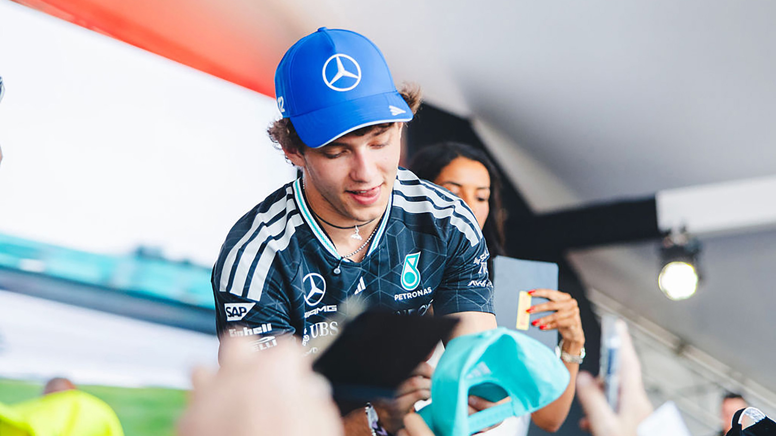 fan zone thursday KR17.jpg