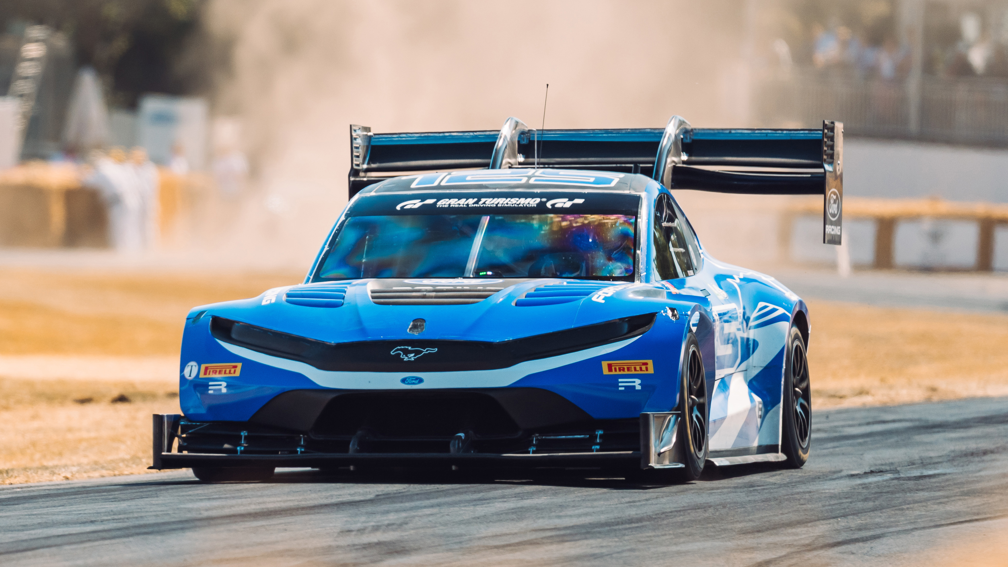 shoot out final ford super mustang CB.jpg