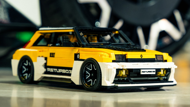 renault 5 turbo 3e lego 2.jpg
