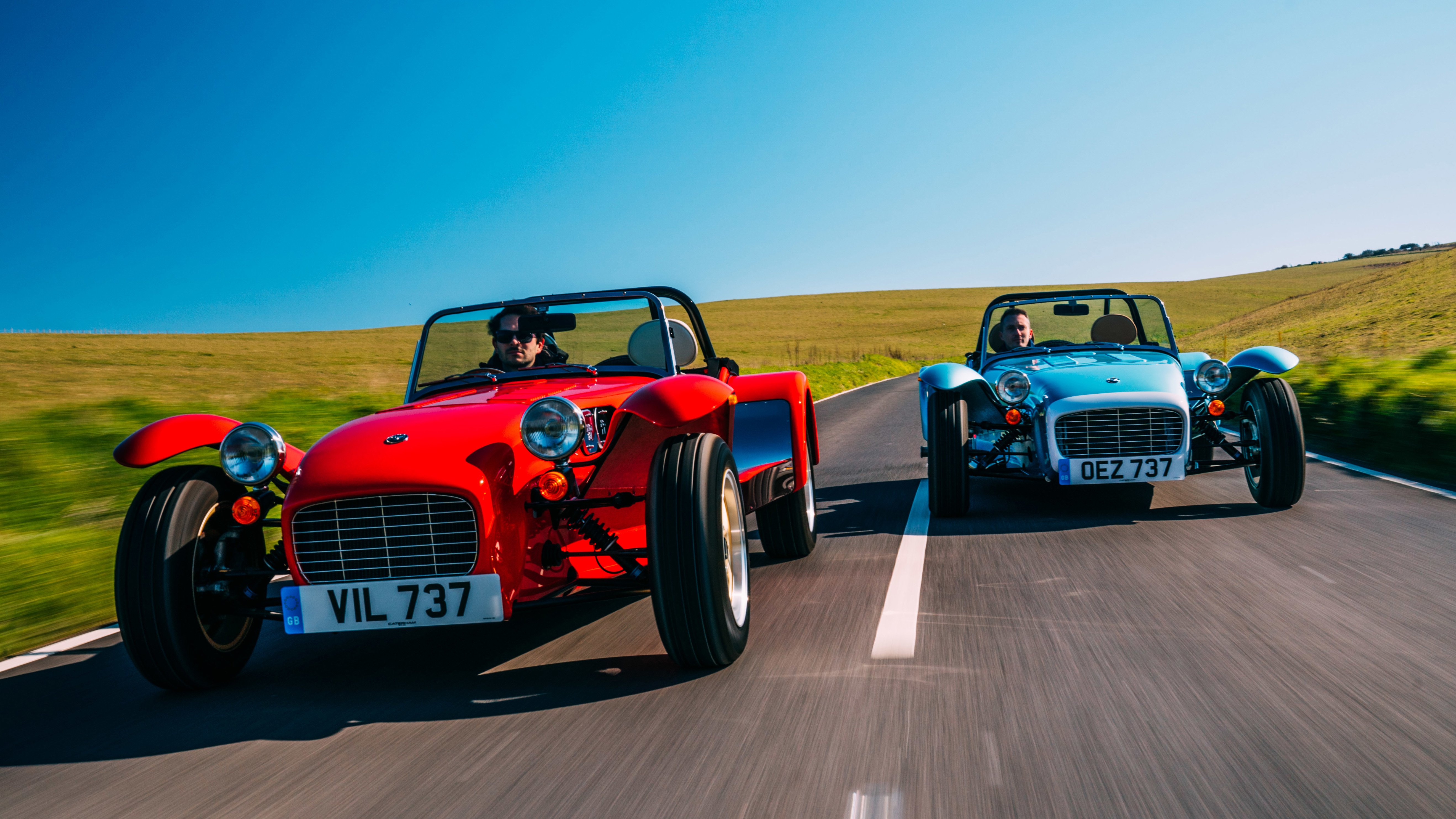 anorak caterham fos 3.jpg