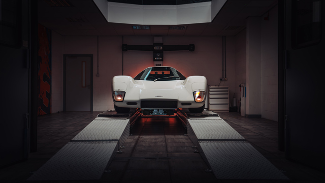 mclaren M6GT FOS 14.jpg