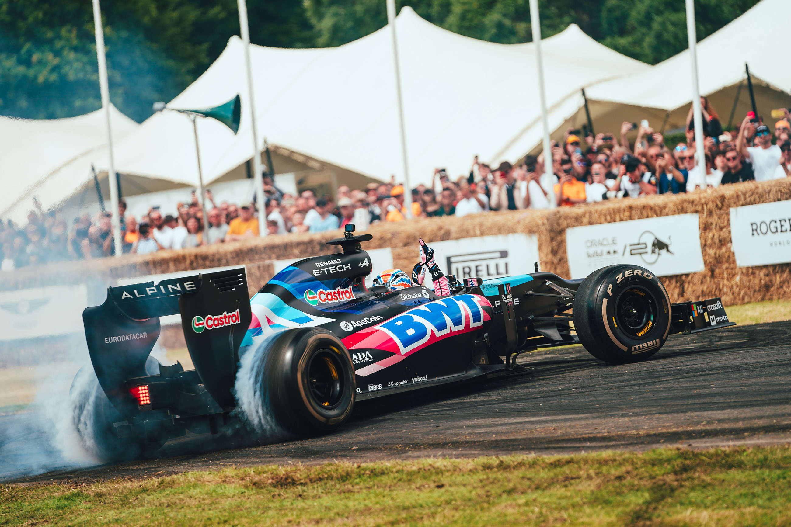 Alpine E20 F1 car FOS 01.jpg