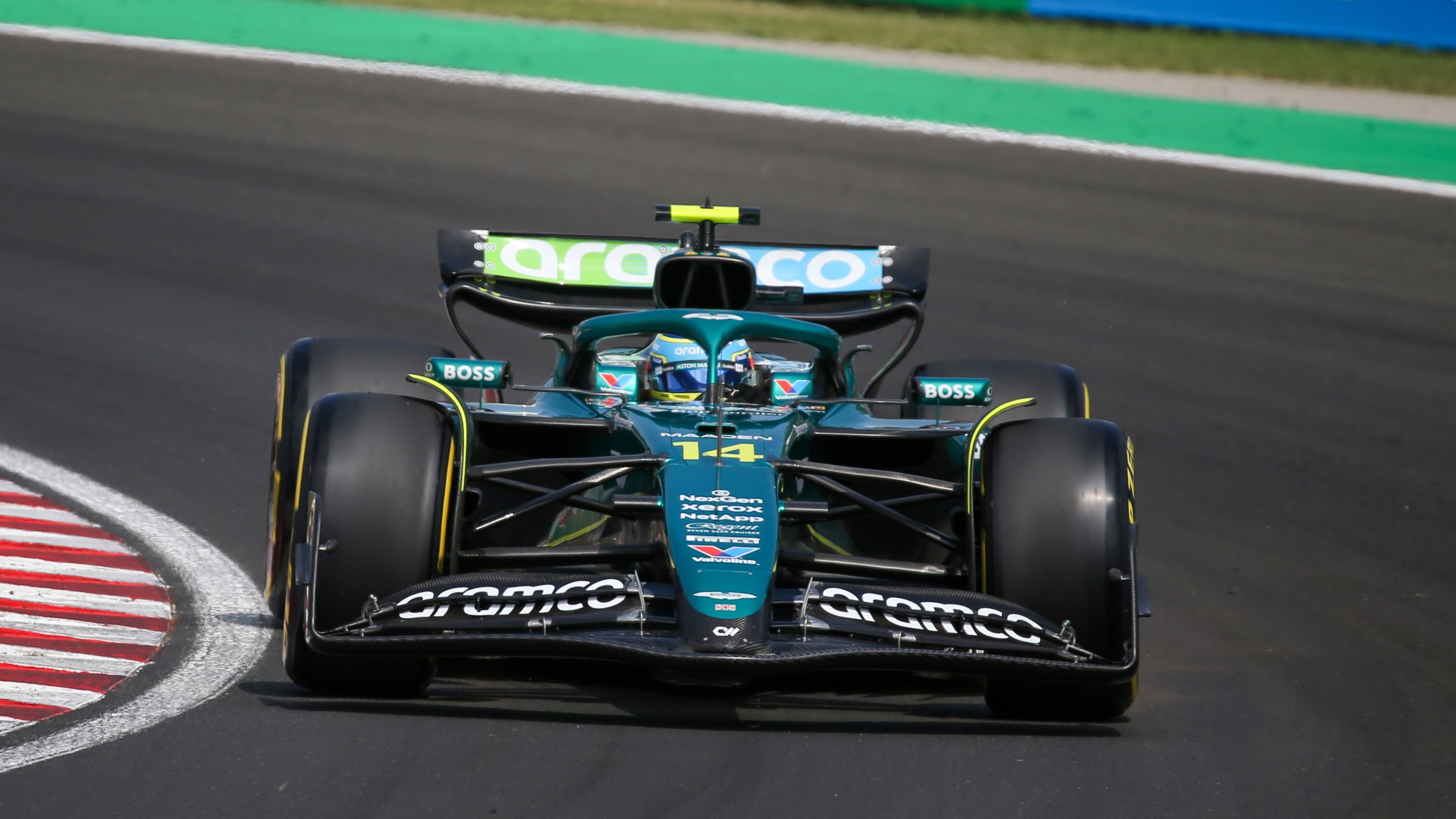 F1 teams Aston Martin.jpg