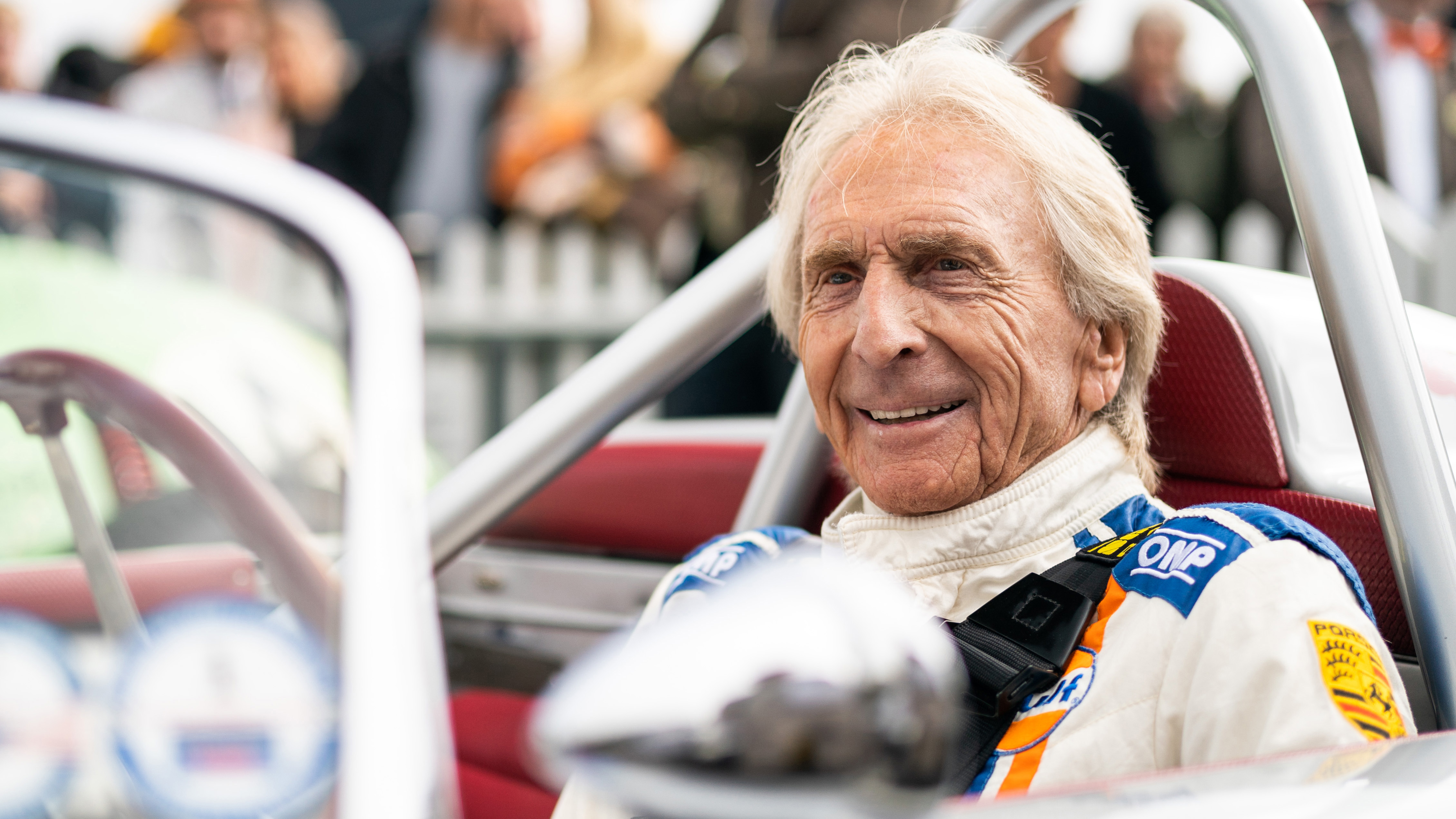 derek bell name behind the race header nick.jpg