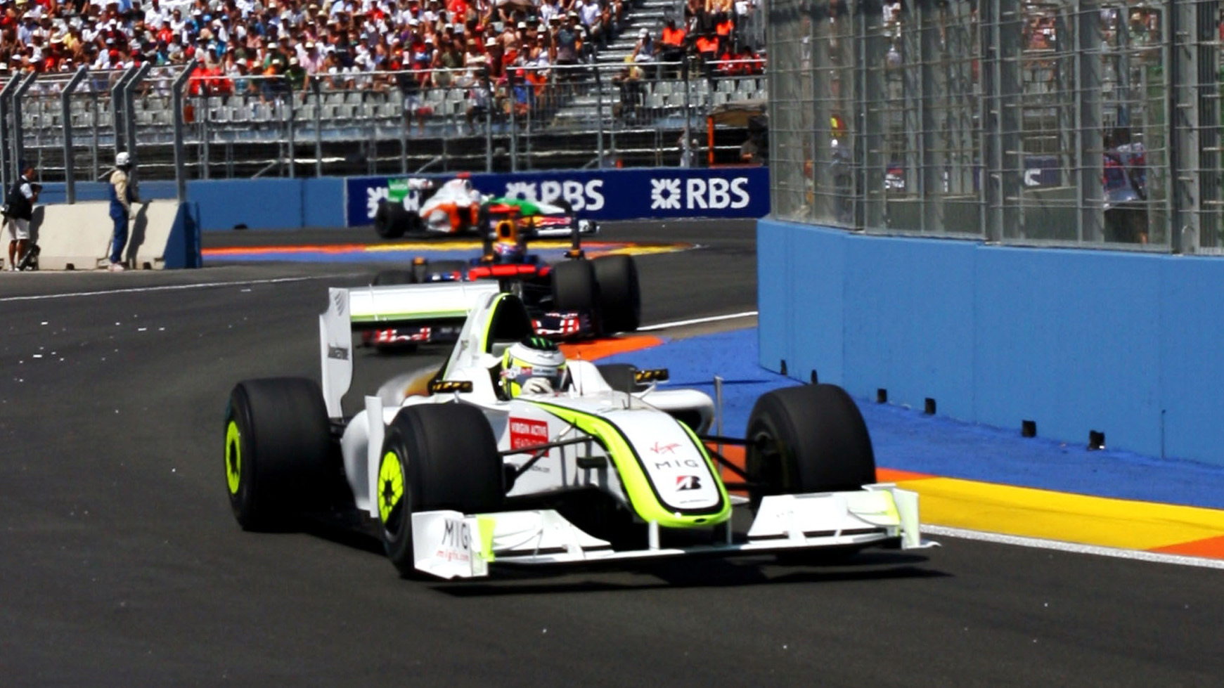 Jenson Button to reunite with his Brawn F1 car at the 83rd Members ...