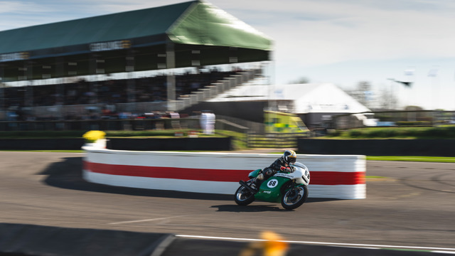 Hailwood Trophy 82MM 06.jpg