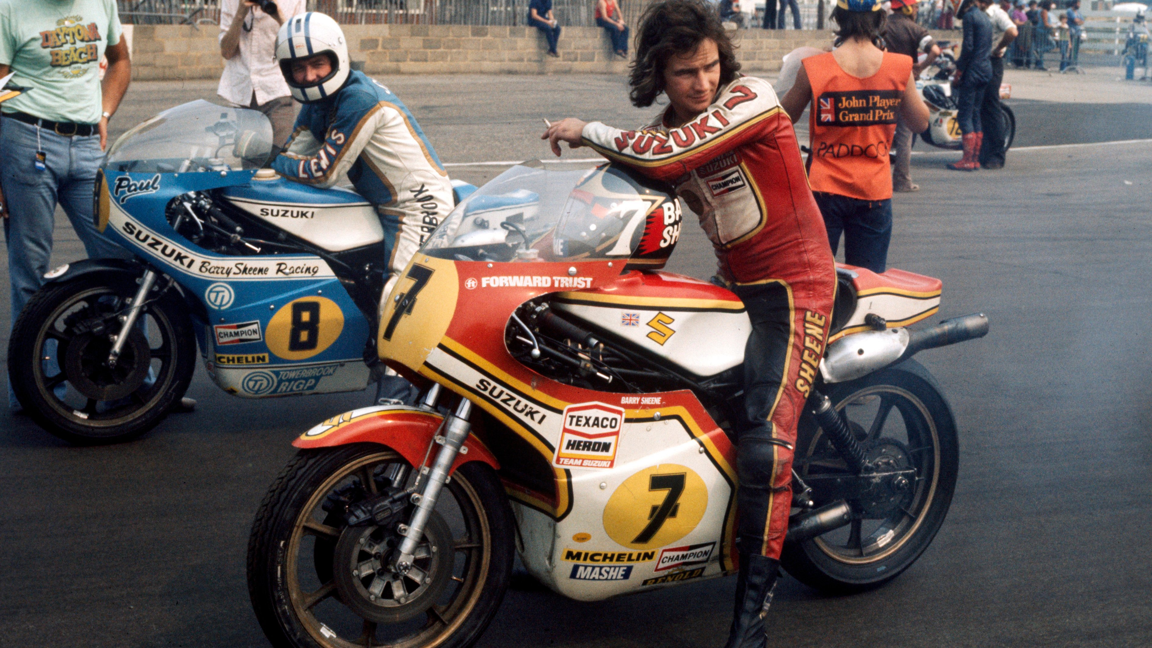 Sheene at Silverstone for the 1976 John Player Grand Prix.