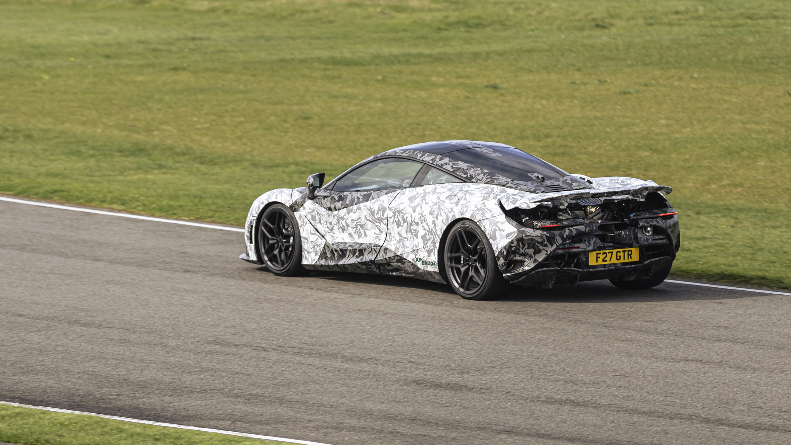 Lanzante 95-59 Goodwood 03.jpg