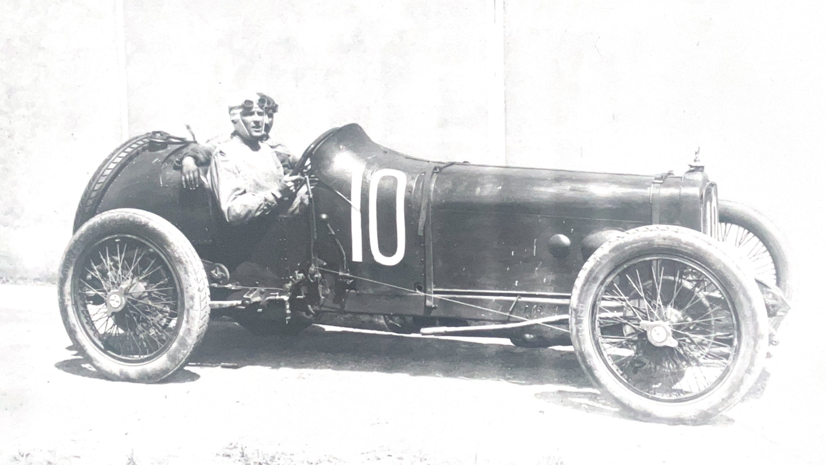 Segrave sits in his Sunbeam for the 1921 French Grand Prix at Le Mans.