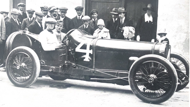 Segrave and the Sunbeam ahead of the RAC TT at the Isle of Man, June 1922. 