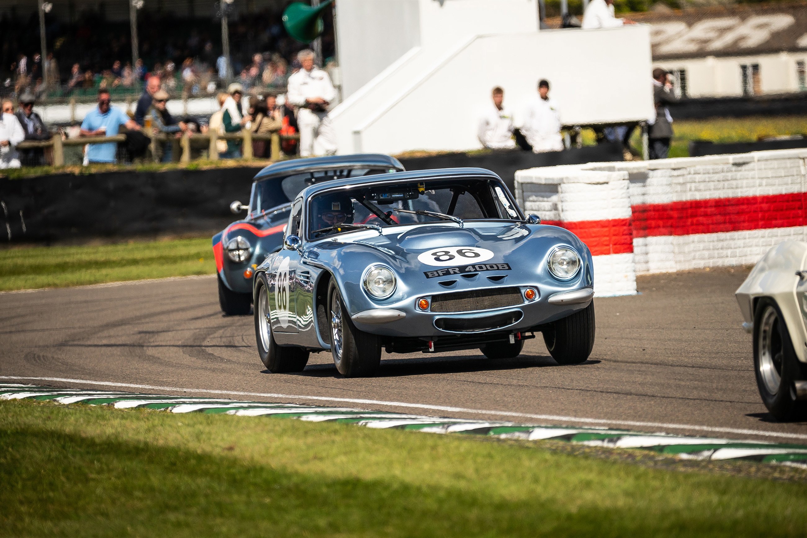 phil hill official practice JH01.jpg