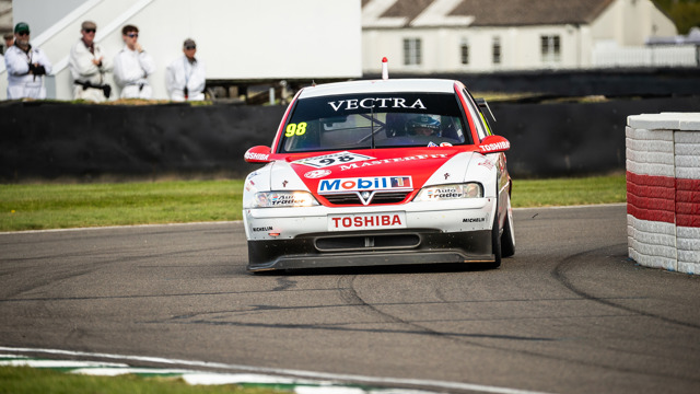 super touring shoot out qualifying JH 01.jpg