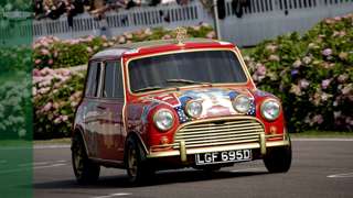 revival-2009-george-harrison-mini-sutton-images-motorsport-images-main-goodwood-22052019.jpg