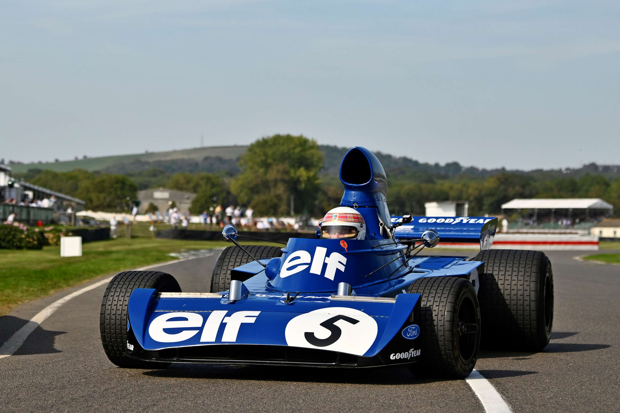 Archie Tyrrell Jackie Stewart reunited with his championship winning Tyrrell | GRR