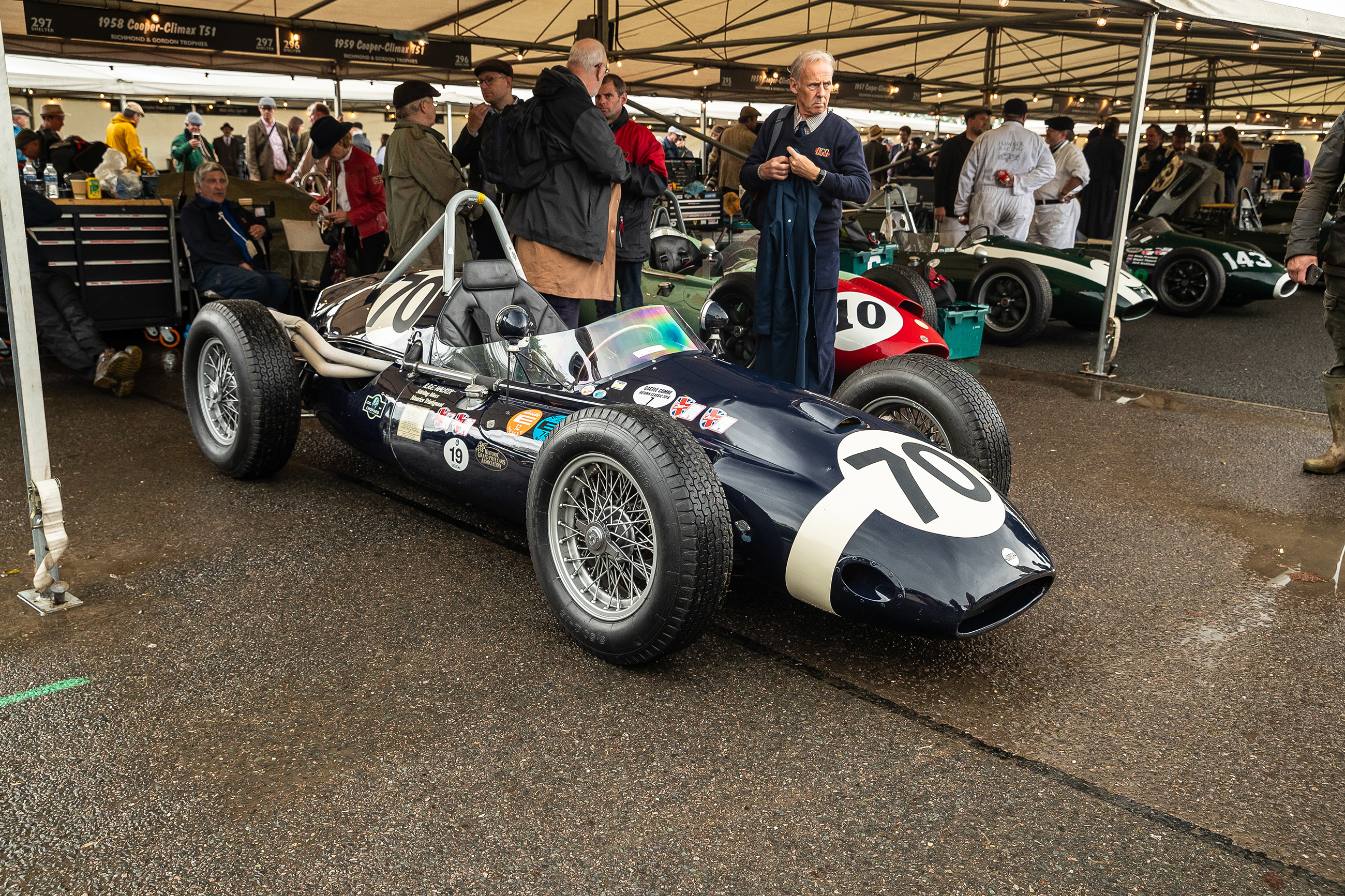 新品　海外MOUNFIELDソフトシェルパンツ　厚手スリーレイヤー　Mサイズ 新品 海外MOUNFIELDソフトシェルパンツ 厚手スリーレイヤー Lサイズ