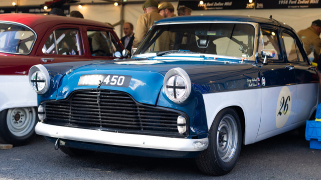 ford zodiac revival ctr toby 02.jpg