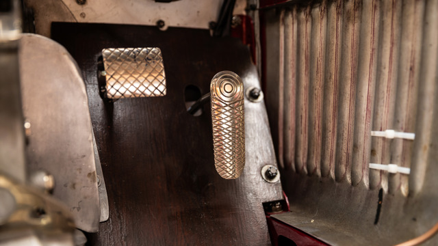 alfa romeo P3 rev 25 ctr joe 04.jpg