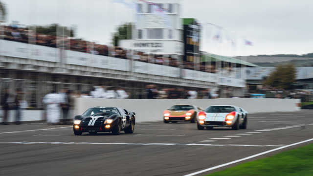 Ford GT40s Revival moment 02.jpg