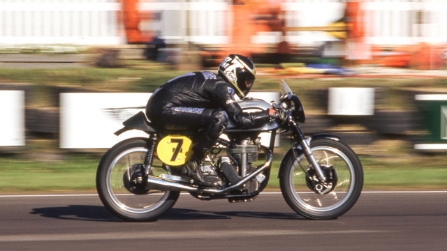 Revival1998BarrySheene_001 copy.jpg