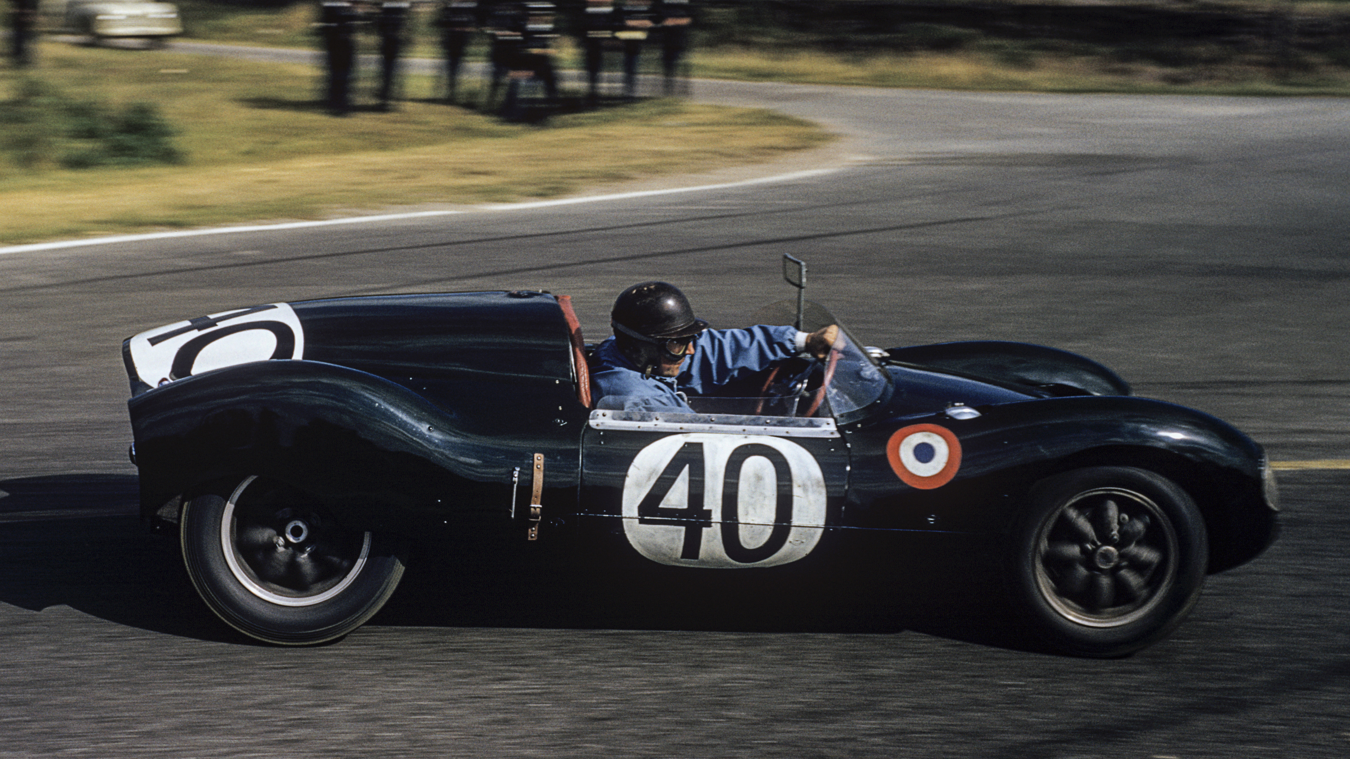 Brabham drove a Cooper T39 at the 1957 Le Mans 24 Hours with Ian Raby. The pair finished third in class. 