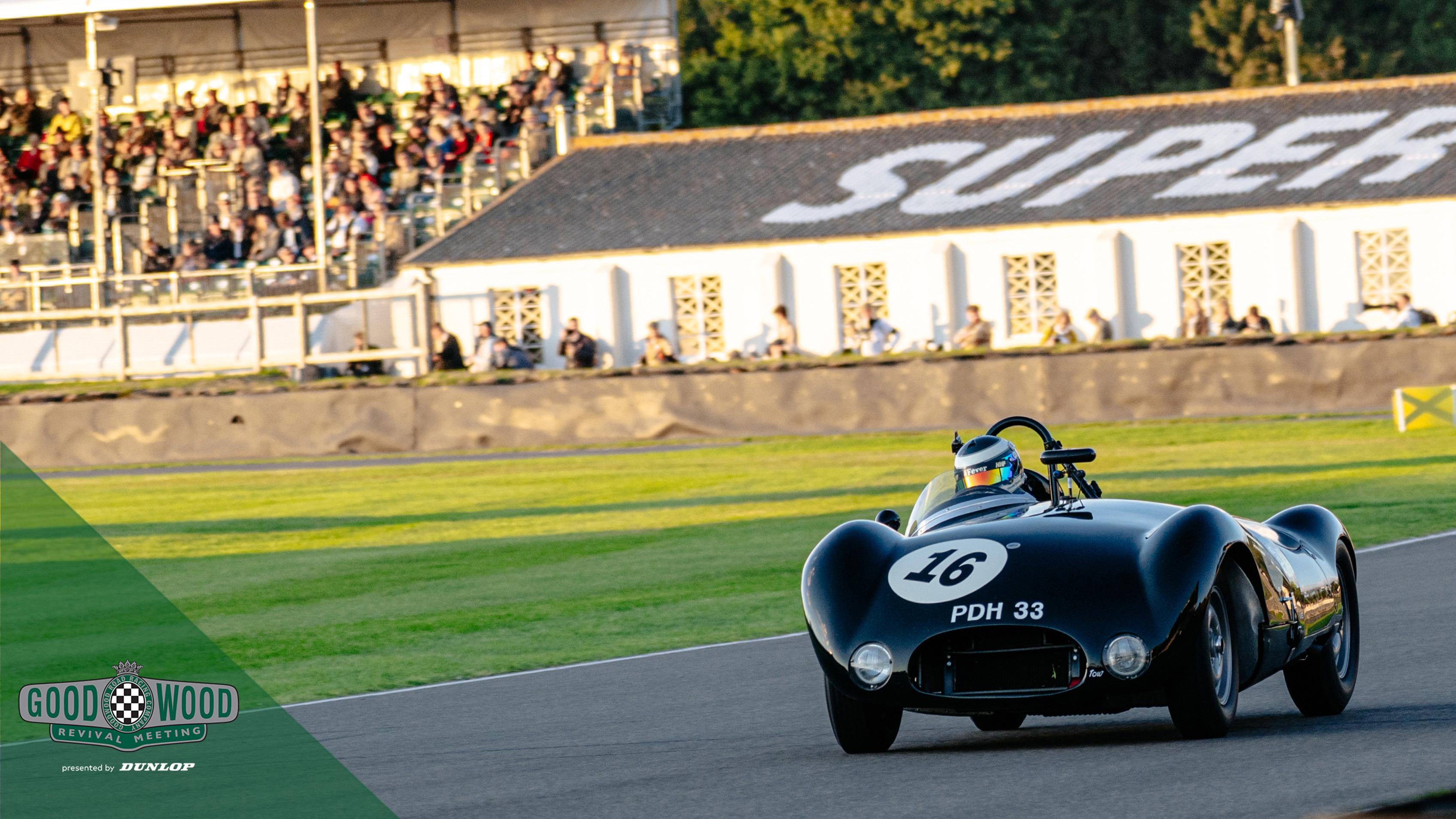 Woodcote grandstand dunlop JaysonFong_0012 copy 2.jpg