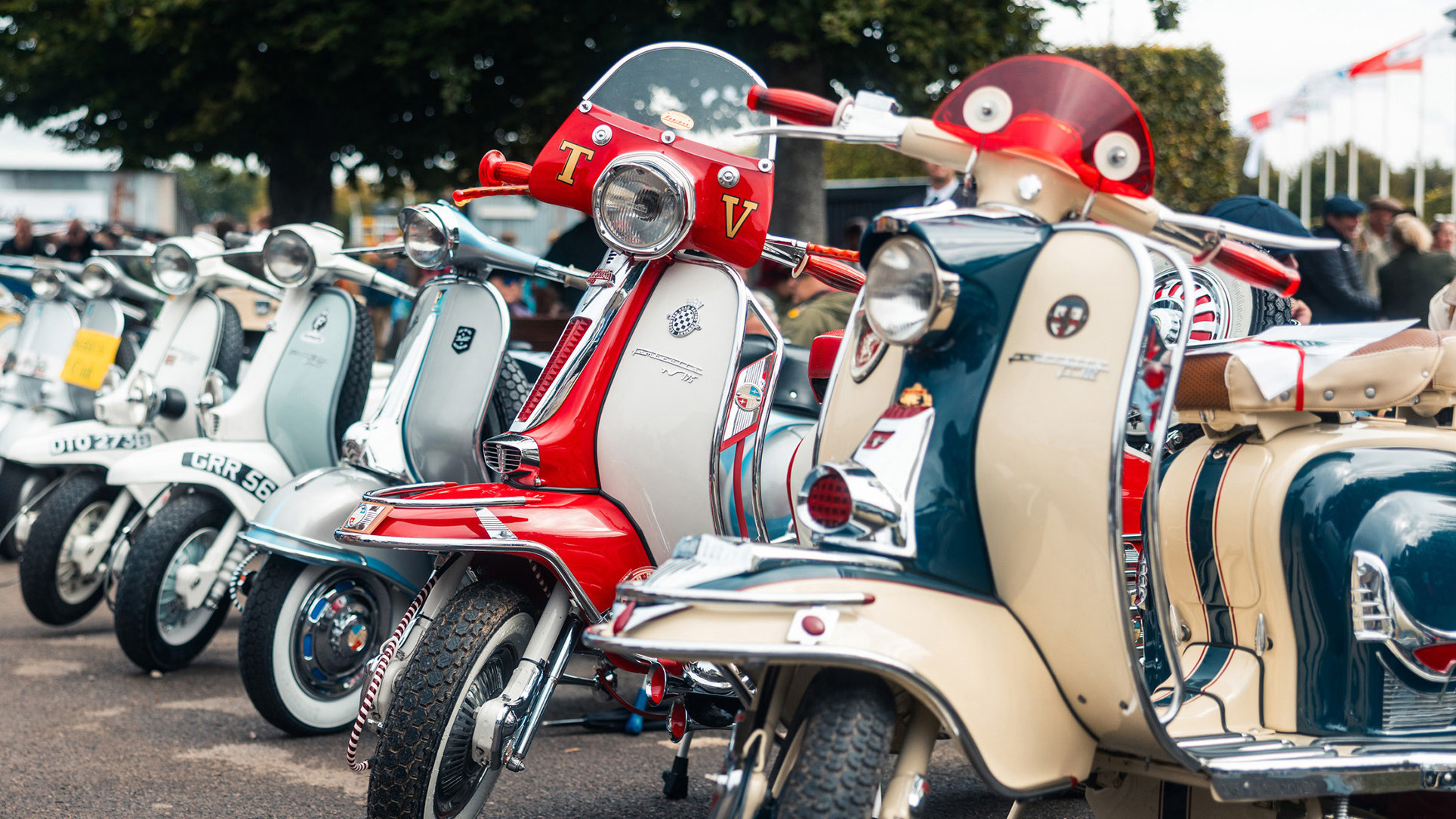 vespas tom shaxson copy.jpg