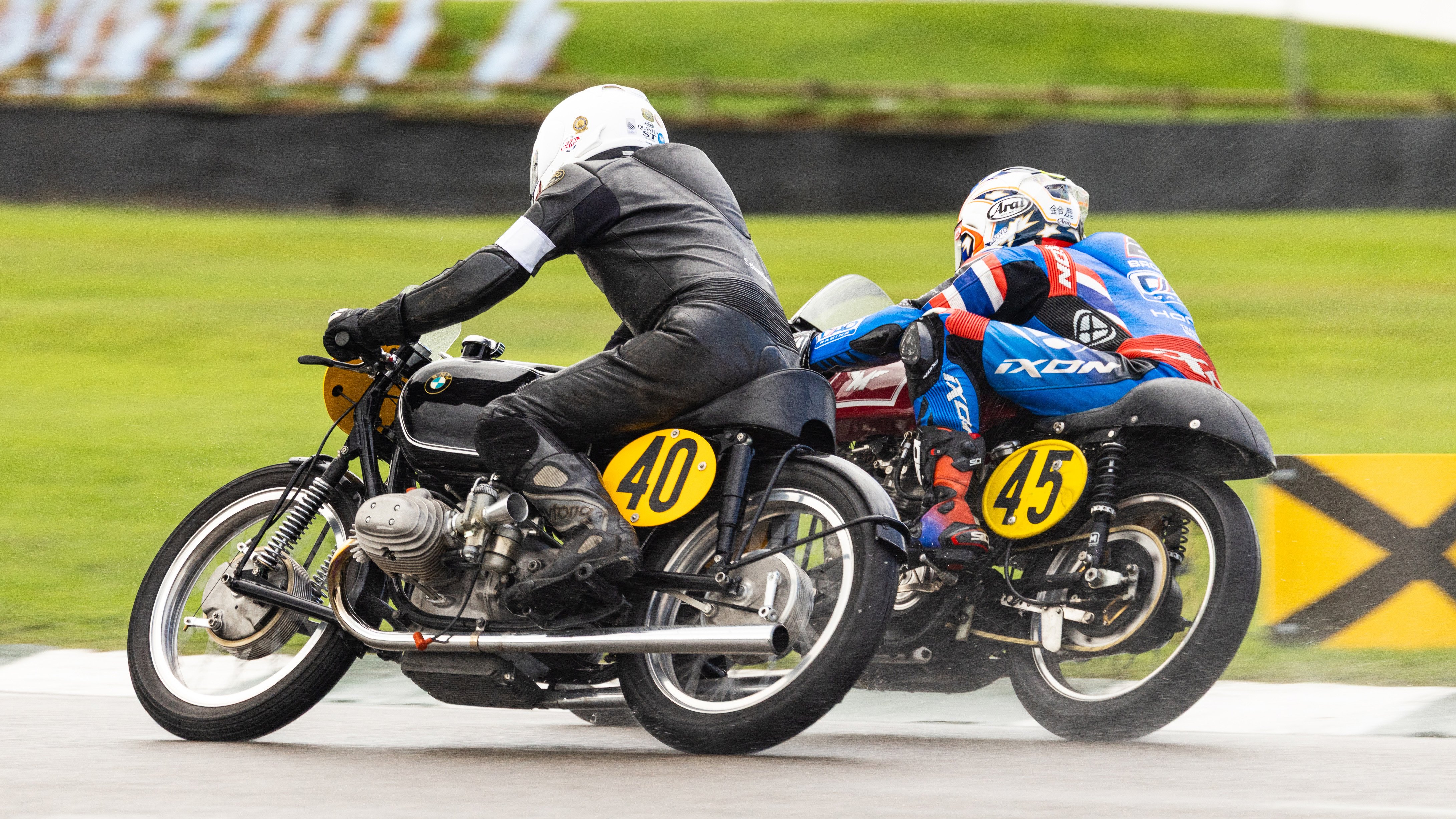 revival 26 entry list barry sheene TW.jpg