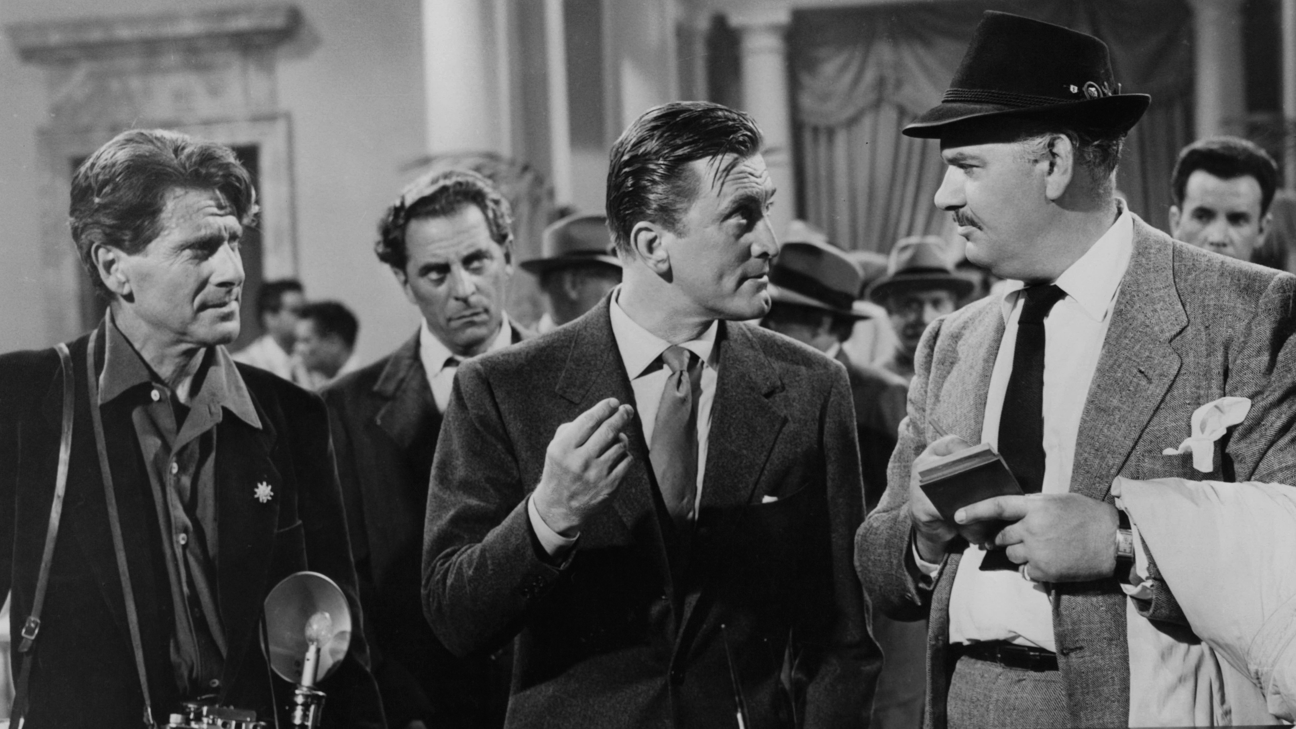 Kirk Douglas starred as racing driver Gino Borgesa in 'The Racers'.