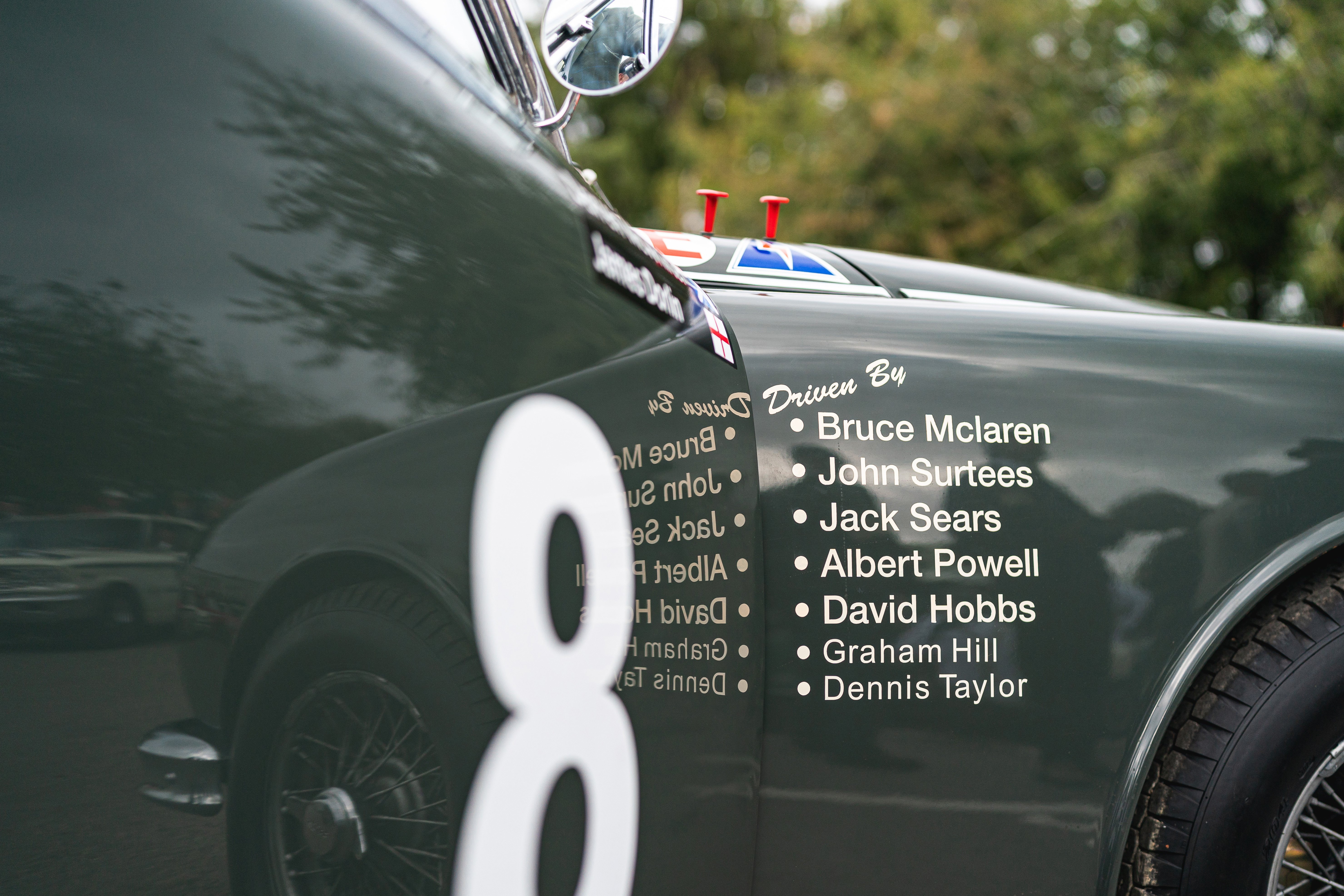 Jaguar Mk2 CTR 19.jpg