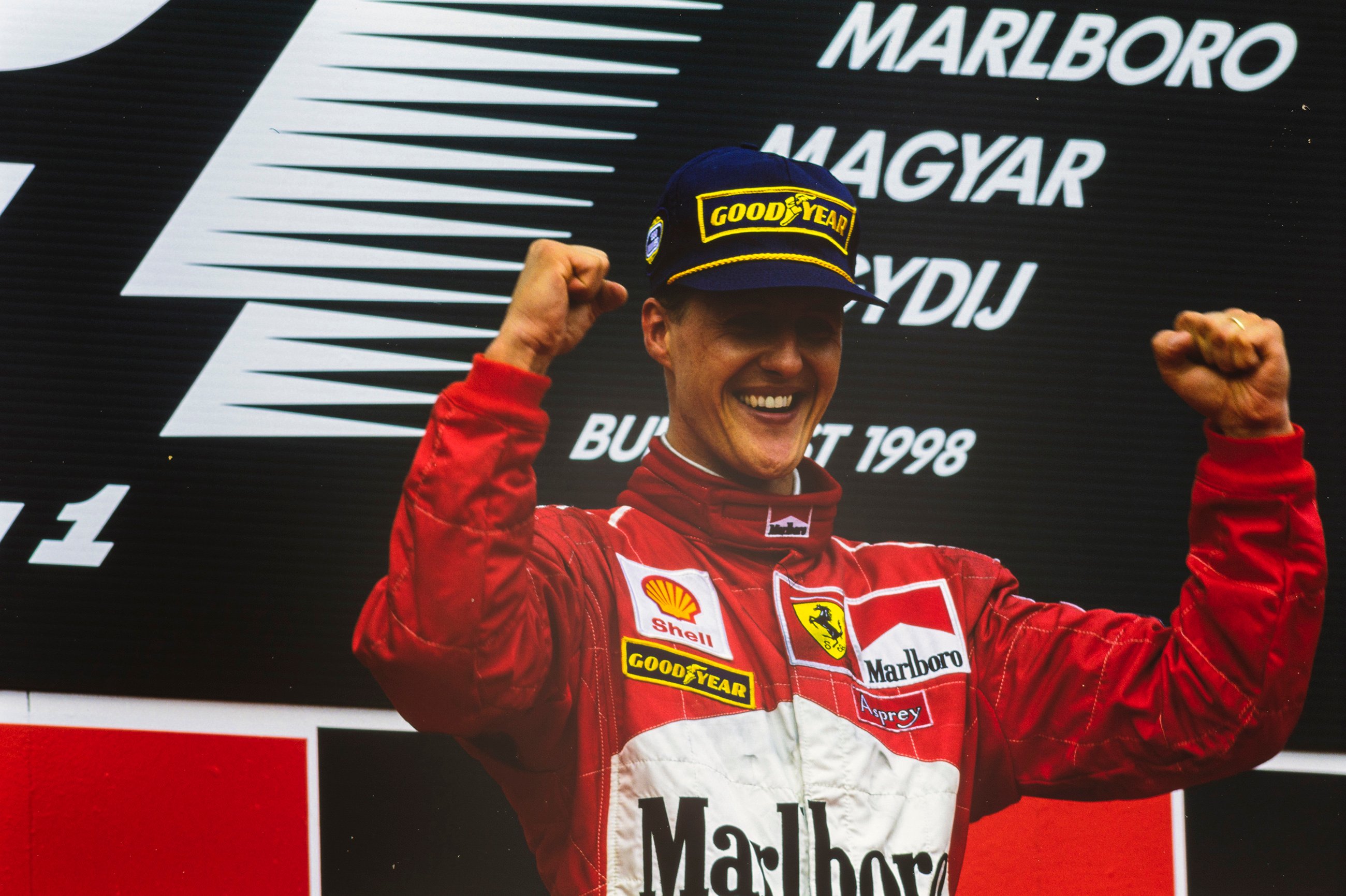 MICHAEL SCHUMACHER ピンズ MICHAEL SCHUMACHER ピンズ il4h8ac8bkb71.png?auto=webp&s=