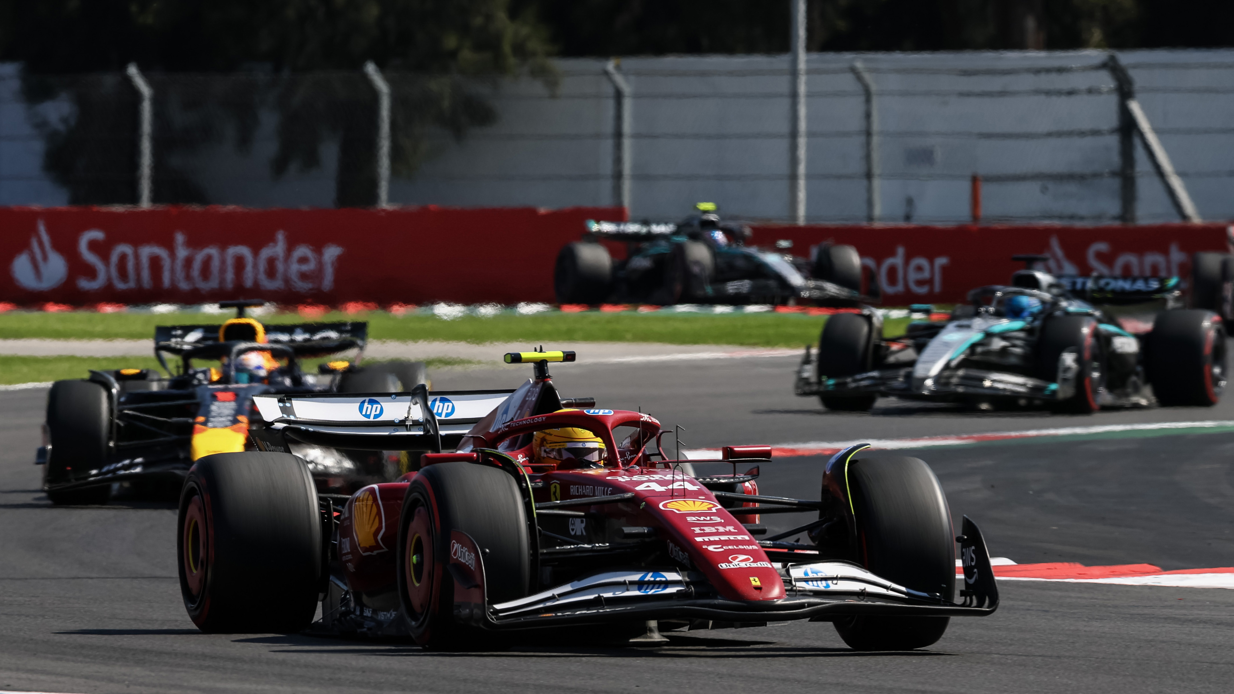 mexican gp 25 hamilton.jpg