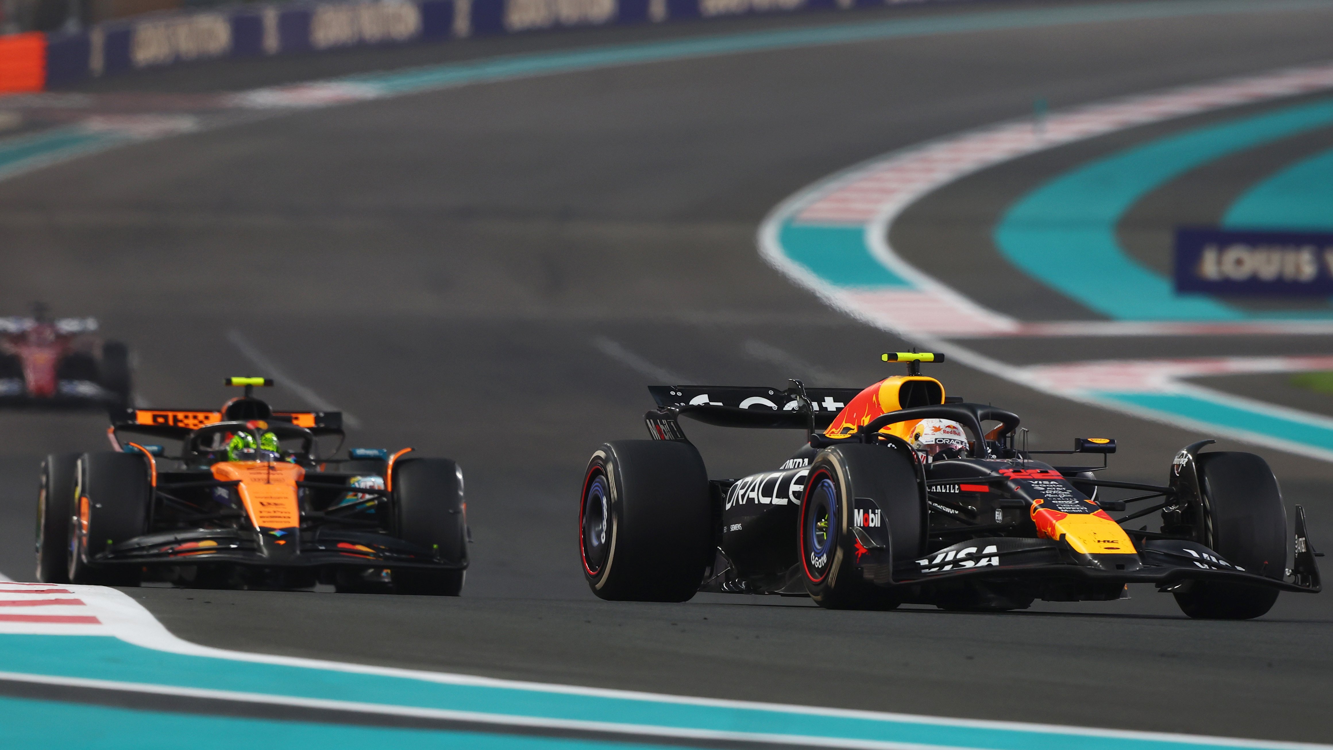 abu dhabi gp 25 norris tsunoda.jpg