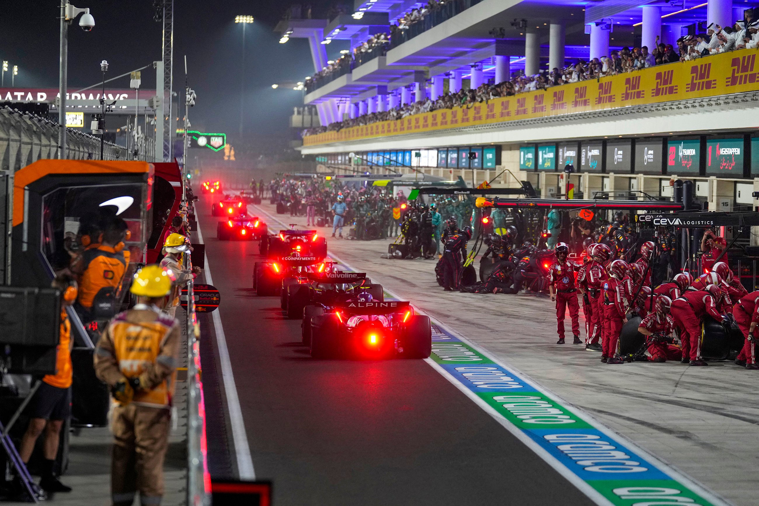 2025 Qatar GP pitlane Getty 04.jpg