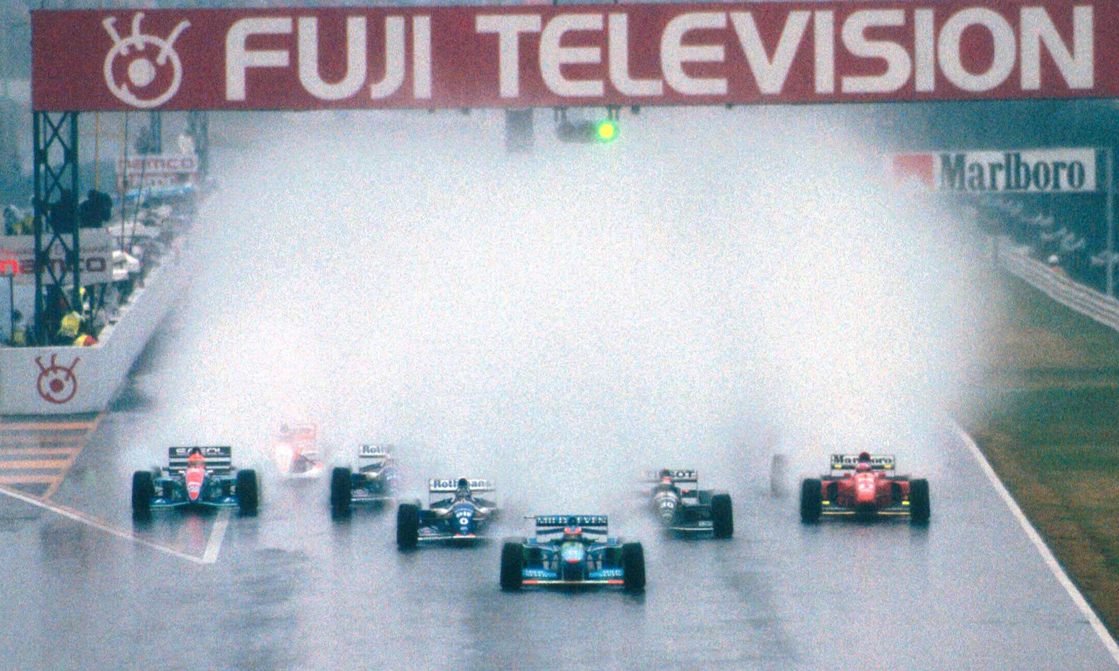 hill schumacher japan 94 2 copy.jpg