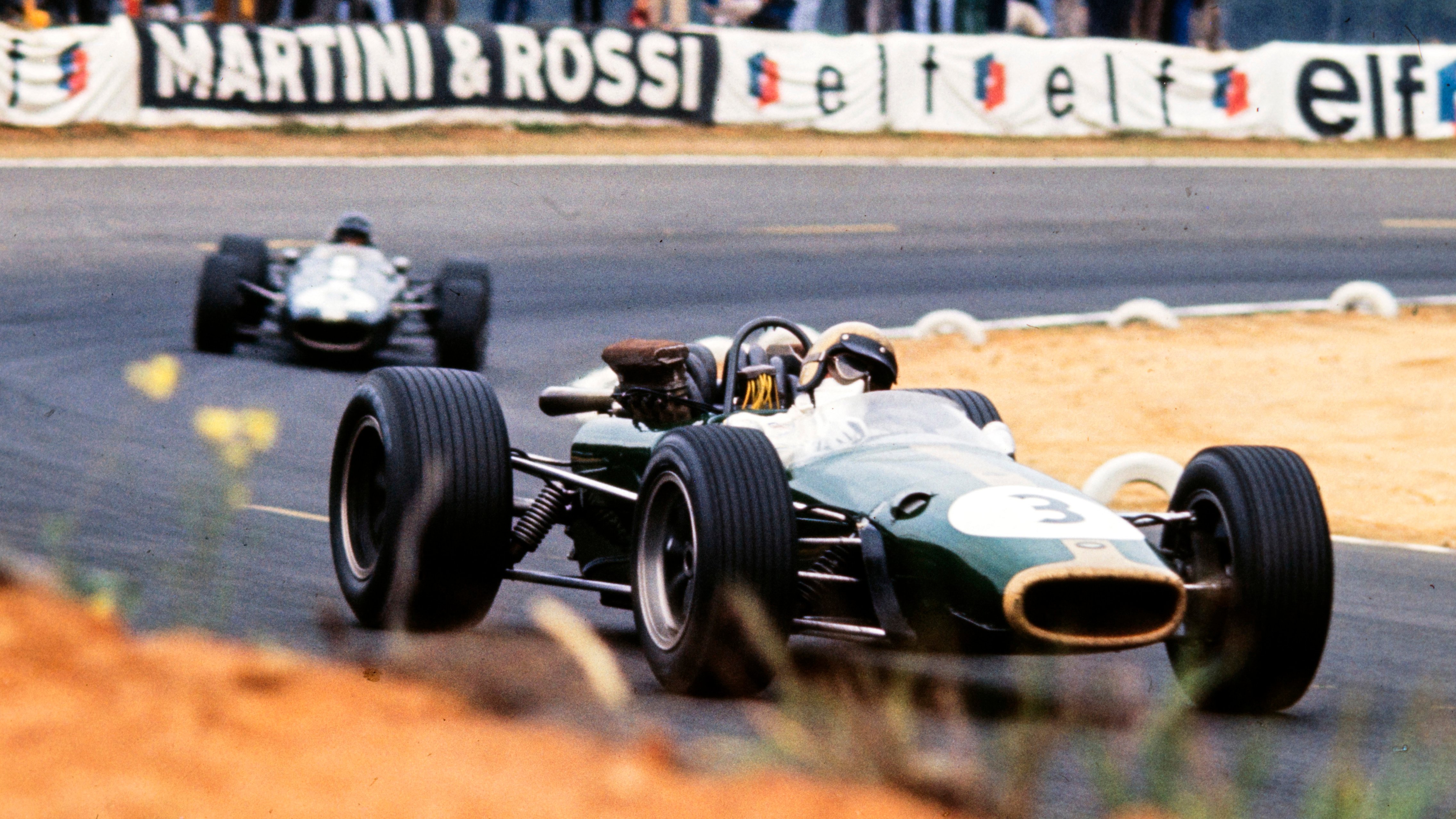 Jack Brabham (Brabham BT24 Repco) and Dan Gurney (Eagle T1G Weslake) race their own cars at the French Grand Prix, July 1967.