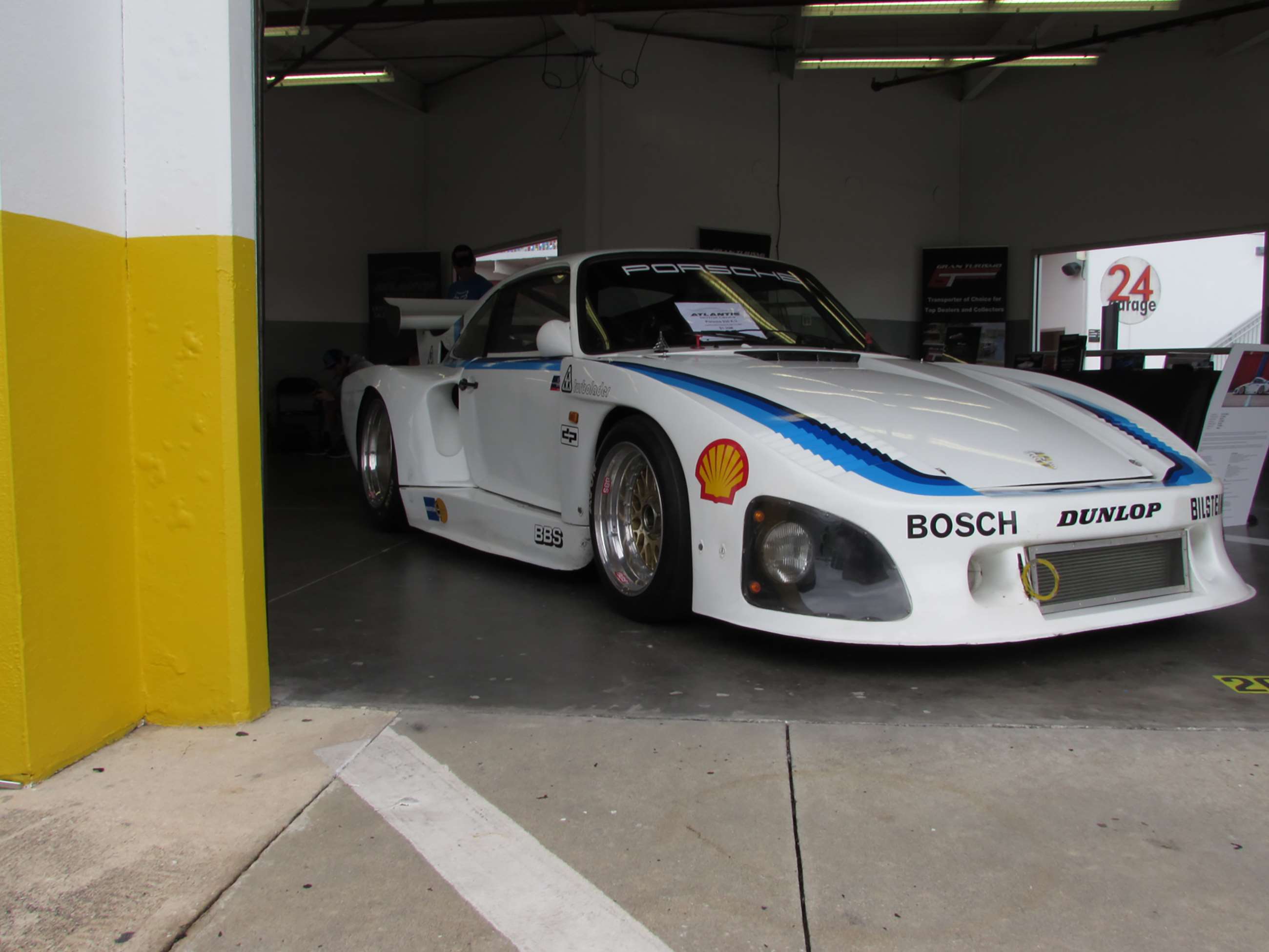Why is this Porsche 935 K3 nothing like and exactly like a 911?