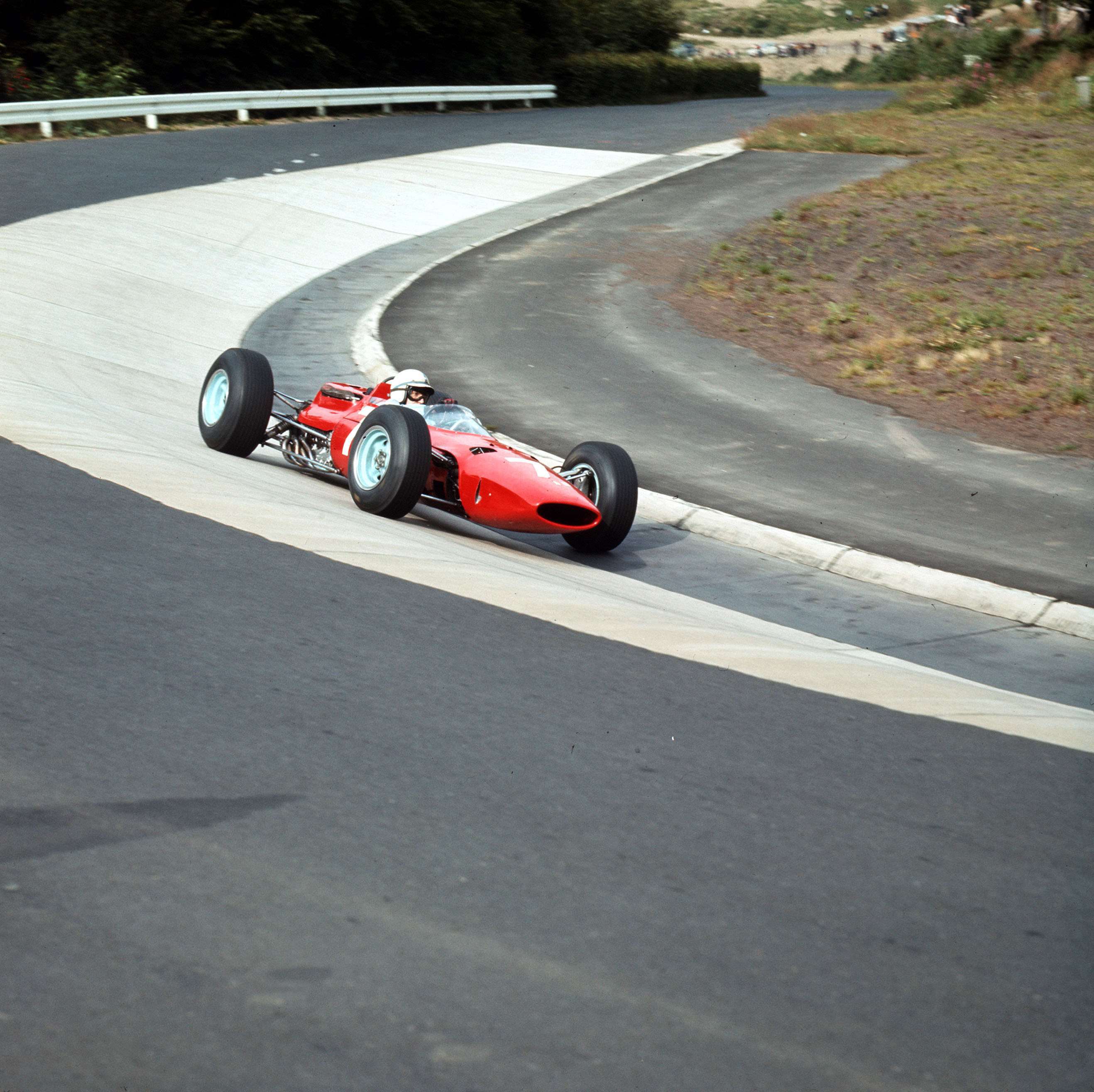 13 British F1 drivers who raced for Ferrari | GRR
