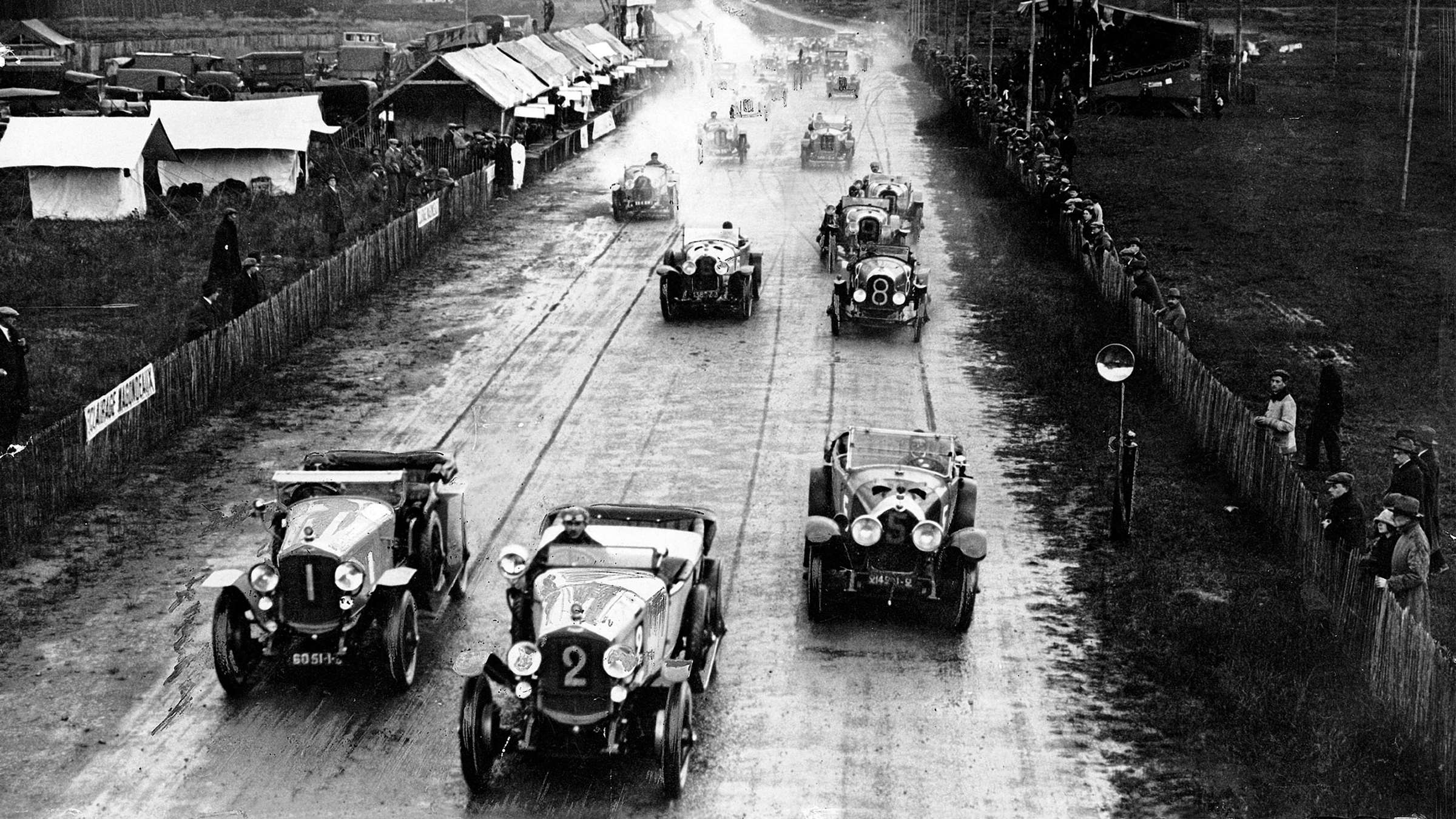 Autos en la primera carrera de Le Mans 1923