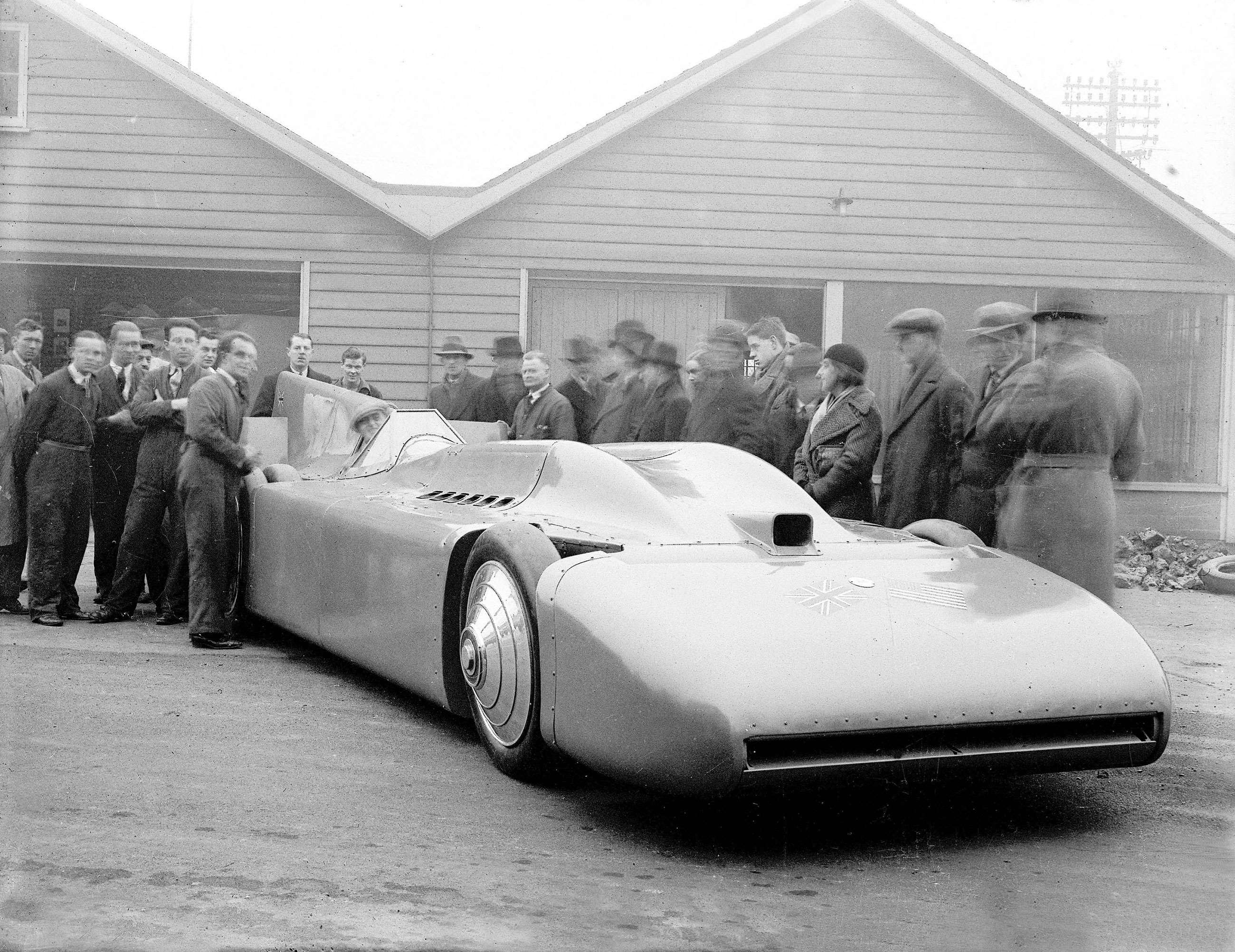 The nine coolest Land Speed Record cars (List) GRR