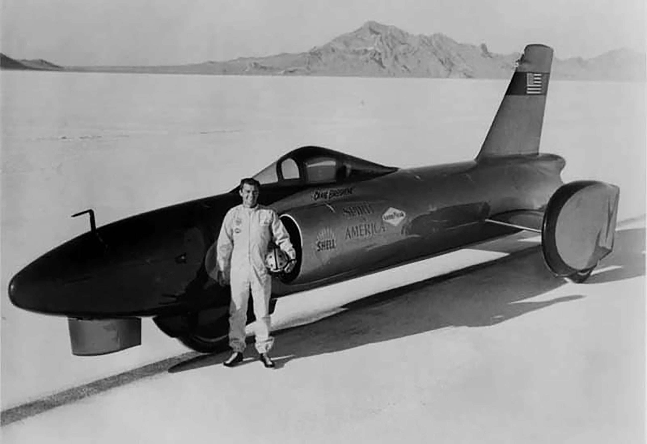 The nine coolest Land Speed Record cars (List) GRR
