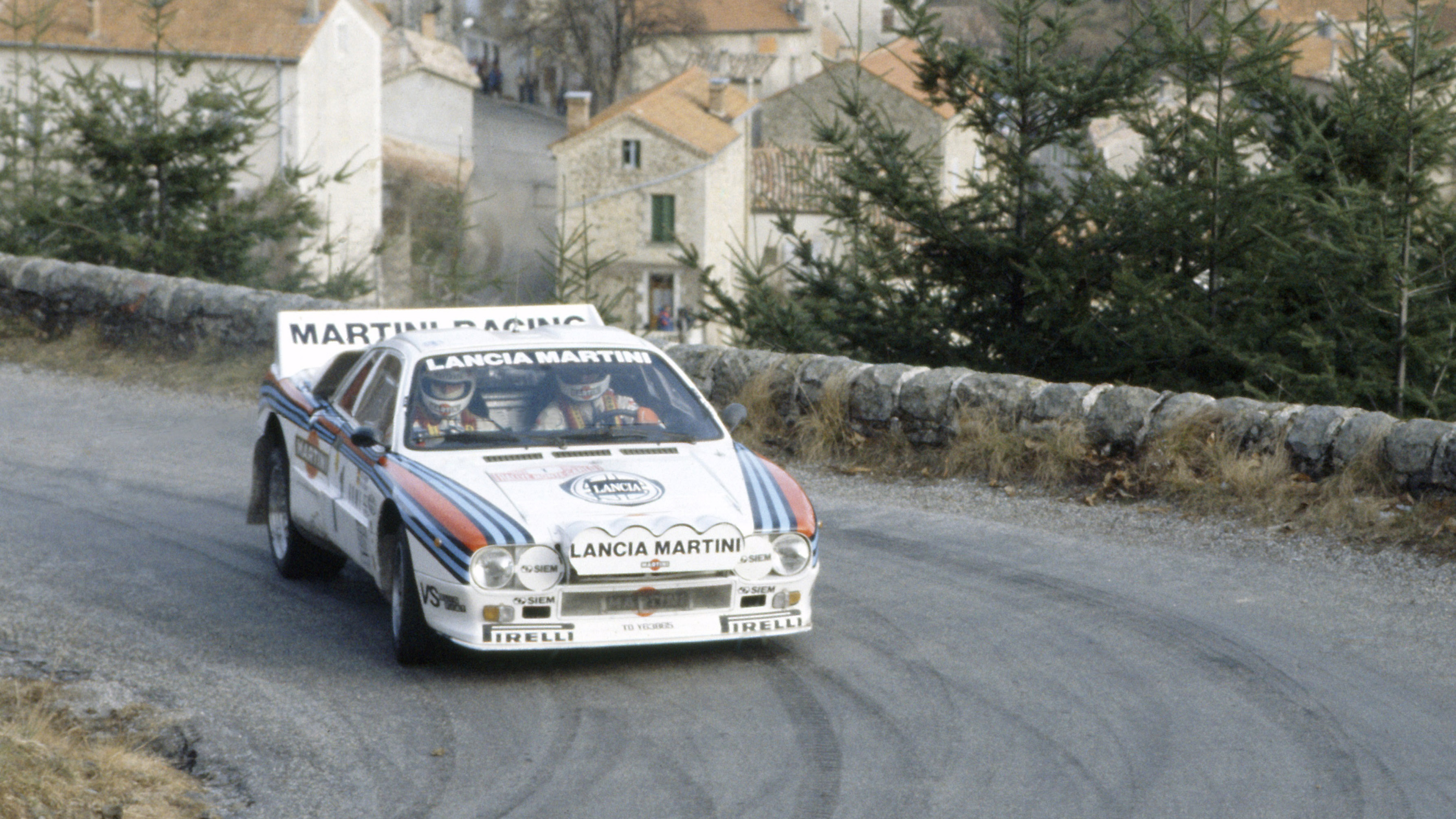 Röhrl and Geistdorfer lead the 1983 Monte Carlo Rally in their Lancia Rally 037.