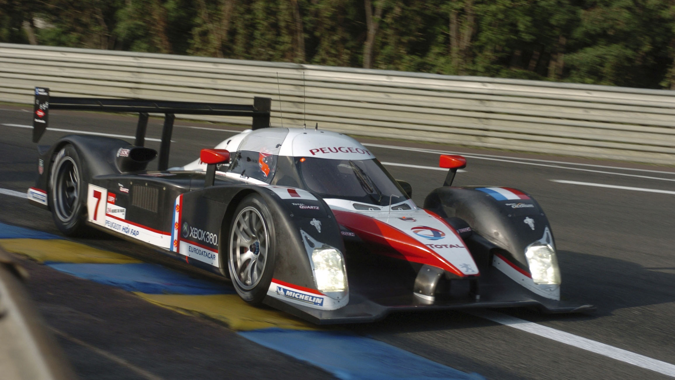 Peugeot's 908 HDi FAP was runner up at its first two outings at Le Mans, in 2007 and '08 — both times to Audi. 