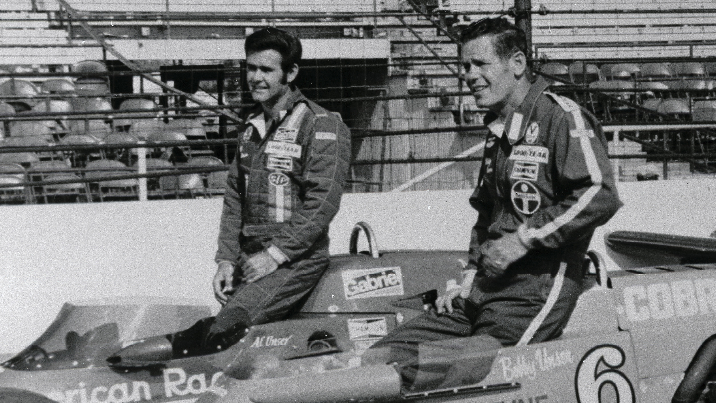 Al Unser (L) and brother Bobby ahead of the 1977 Indianapolis 500.