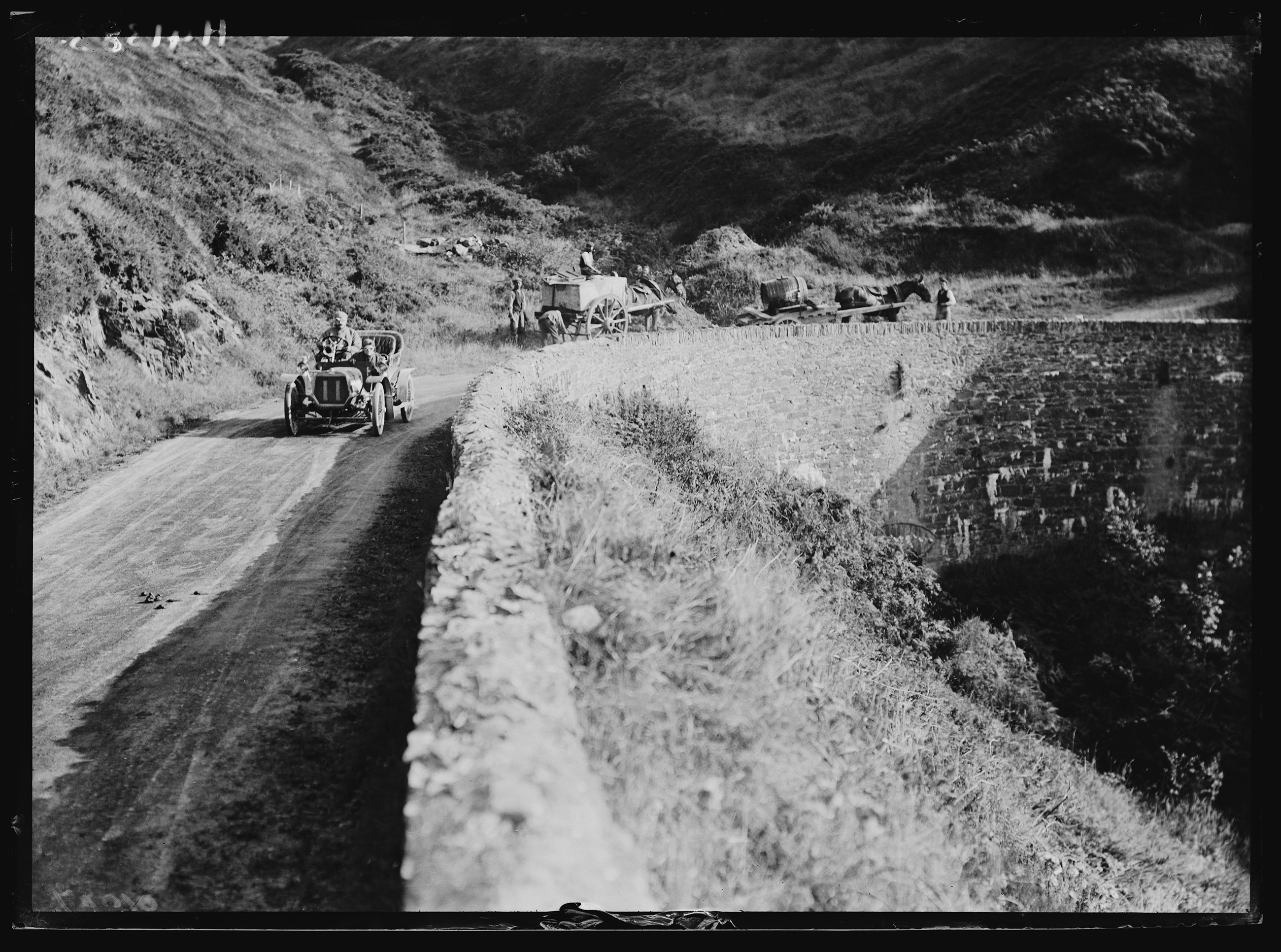 The RAC Tourist Trophy on the Isle of Man in 1906