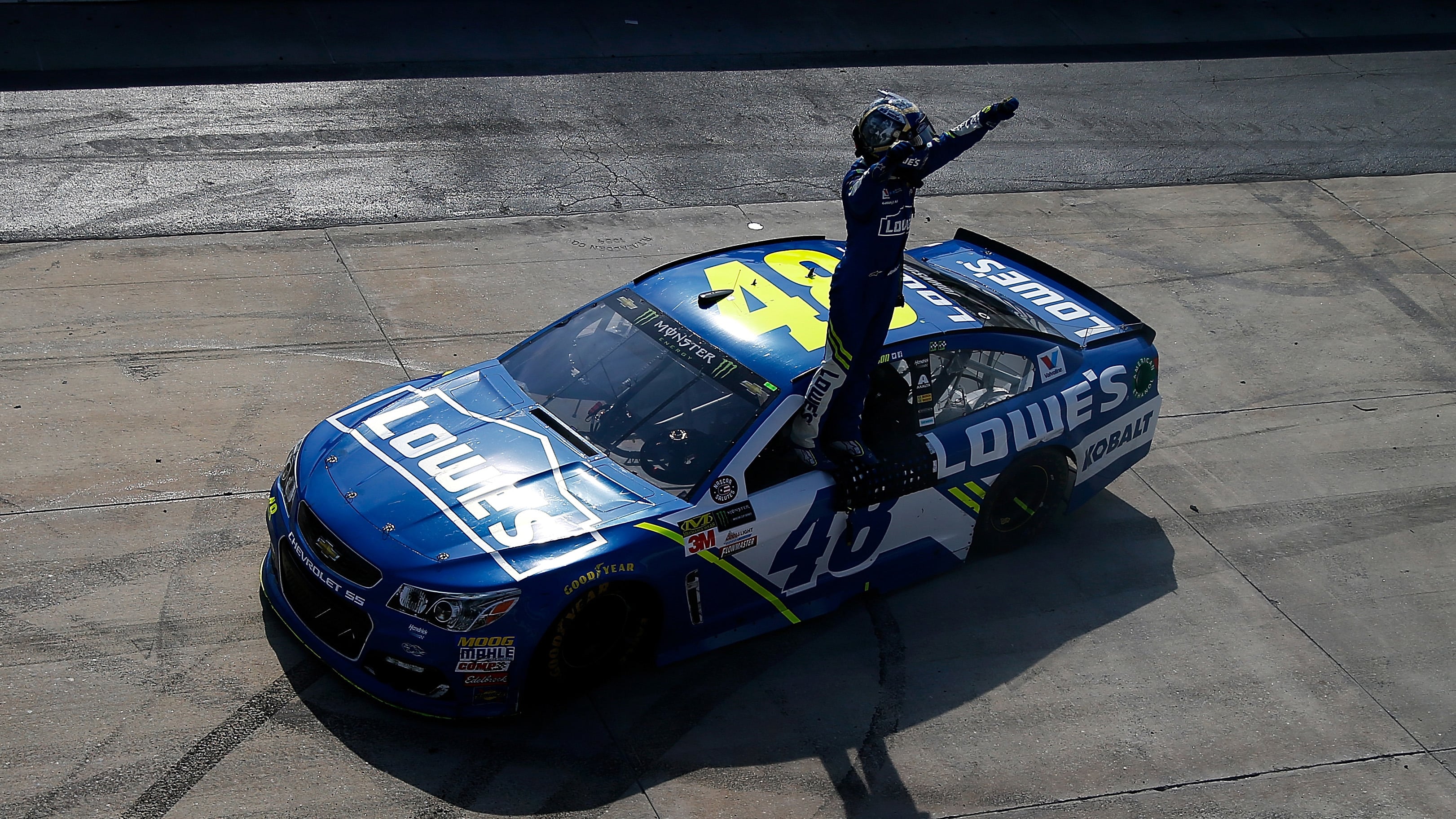 Johnson passed Kyle Larson in overtime in to secure his 11th win at Dover International Speedway, in the Monster Energy NASCAR Cup Series, June 2017.
